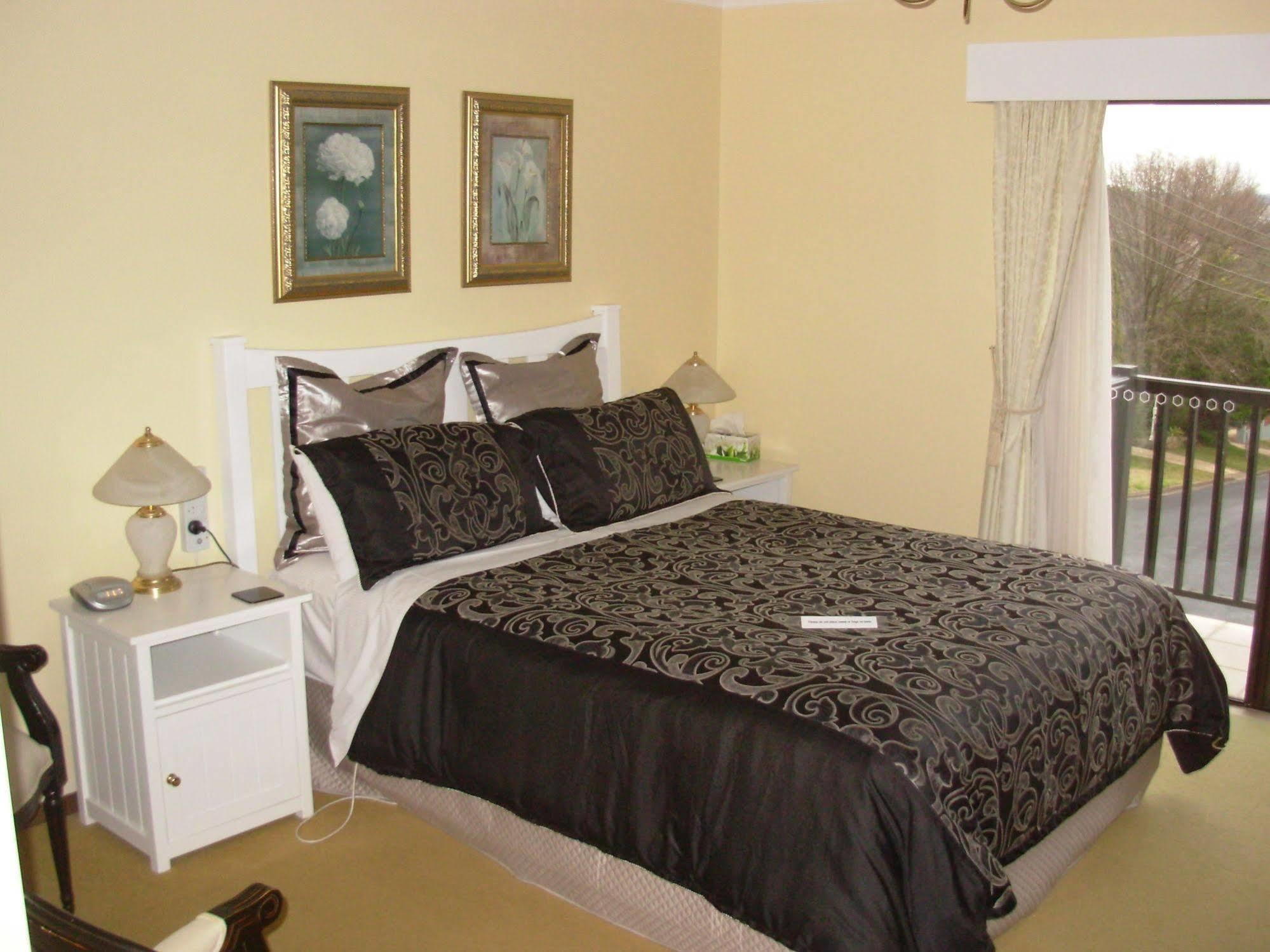 Bathurst Heights Bed & Breakfast Extérieur photo